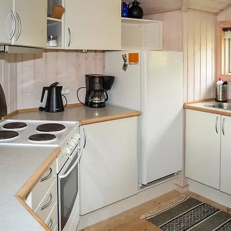 Two-bedroom Holiday In * Hals